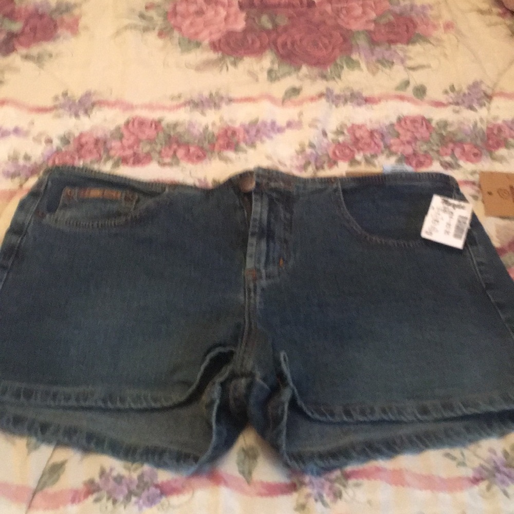 Lei Sz13 New w Tags Denim Stretch shorts